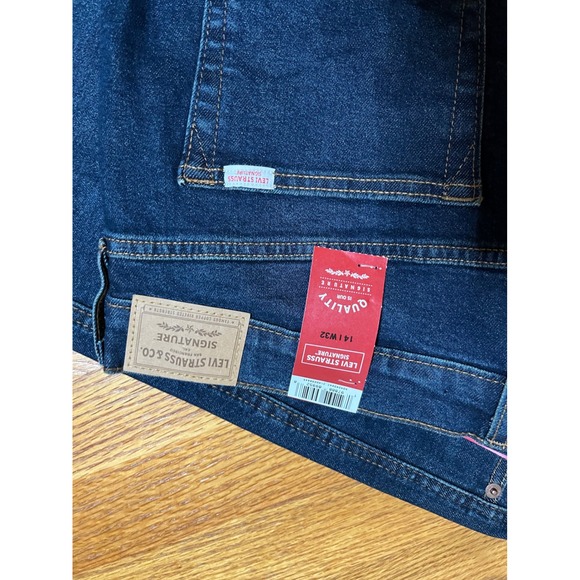 Levi Strauss Signature Womens High Rise Straight Dark Wash Jeans Size 14W 32W - Picture 4 of 4